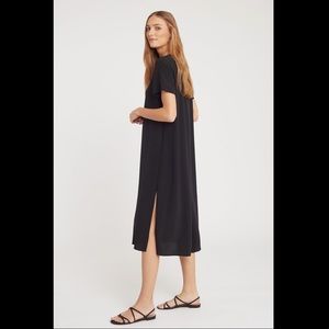 CUYANA Silk Pleat-Back Tee Dress in Black XS